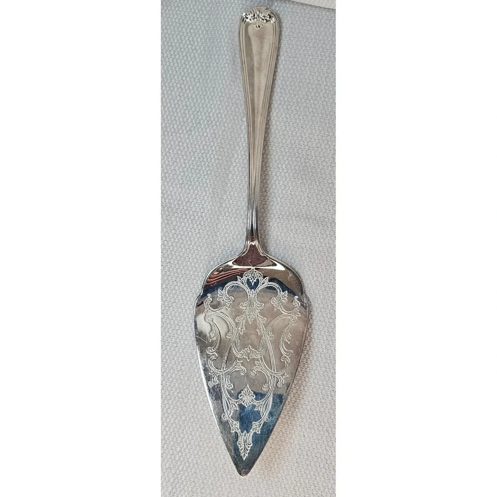 VTG Gorham Heritage Silverplate Pie Cake Server Engraved Scroll Victorian 11.25